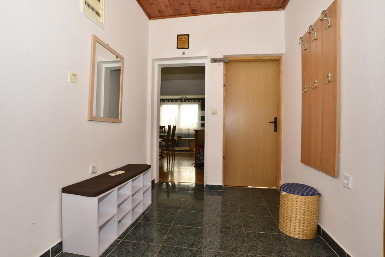 티바트 House Sarovic 아파트 외부 사진